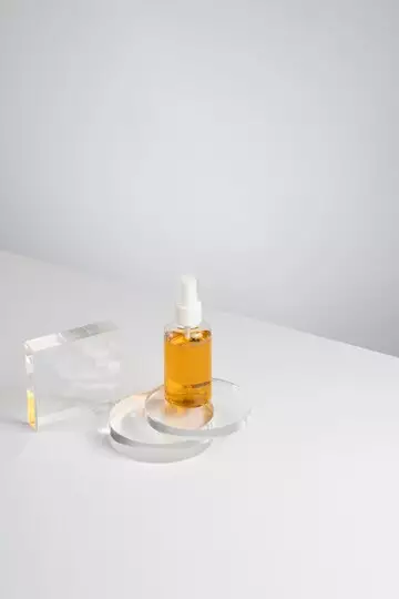 urutan skincare retinol pagi hari © 2024 freepik.com