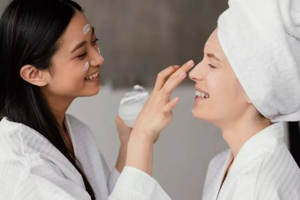 patch test skincare © 2024 freepik.com