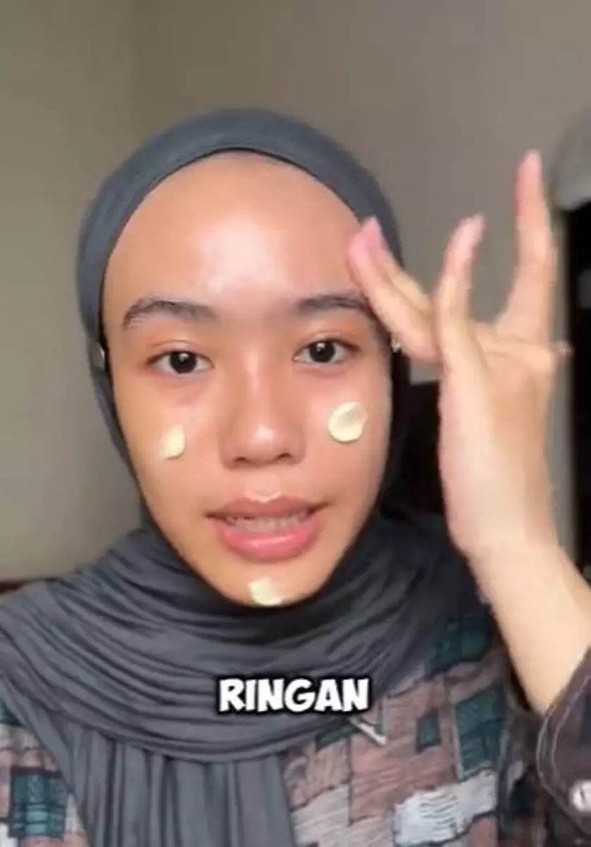 Review pelembap retinol Glad2Glow mampu cerahkan wajah dalam 20 hari TikTok