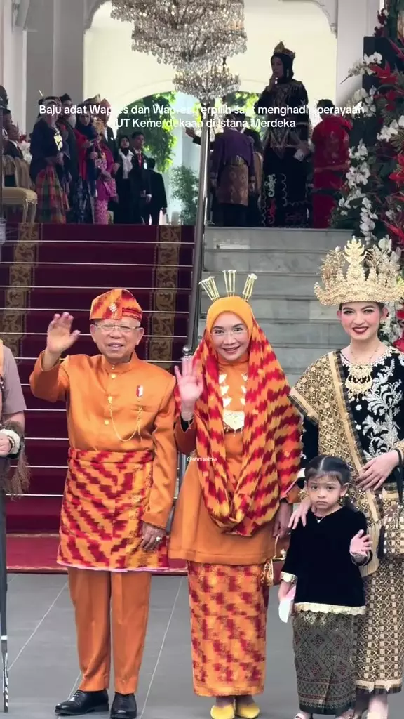 detail makeup Selvi berbagai sumber detail makeup Selvi berbagai sumber