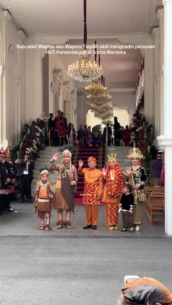 detail makeup Selvi berbagai sumber detail makeup Selvi berbagai sumber