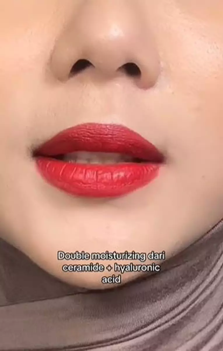 Review Hanasui Mattedorable Lipstick harga Rp30 ribu bisa awet 16 jam TikTok Review Hanasui Mattedorable Lipstick harga Rp30 ribu bisa awet 16 jam TikTok