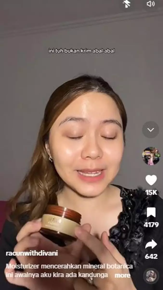 Review pelembap Mineral Botanica yang diklaim efektif cerahkan wajah TikTok Review pelembap Mineral Botanica yang diklaim efektif cerahkan wajah TikTok