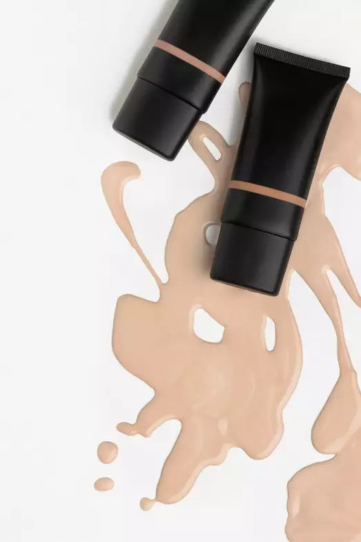 urutan skincare sebelum make up © 2024 freepik.com