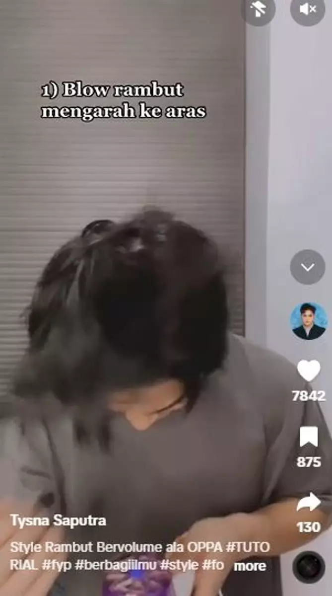Trik styling rambut cowok ala oppa Korea cuma perlu 5 langkah TikTok Trik styling rambut cowok ala oppa Korea cuma perlu 5 langkah TikTok