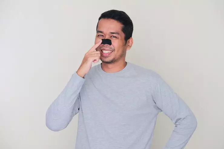 cara cek comedogenic © 2024 freepik.com