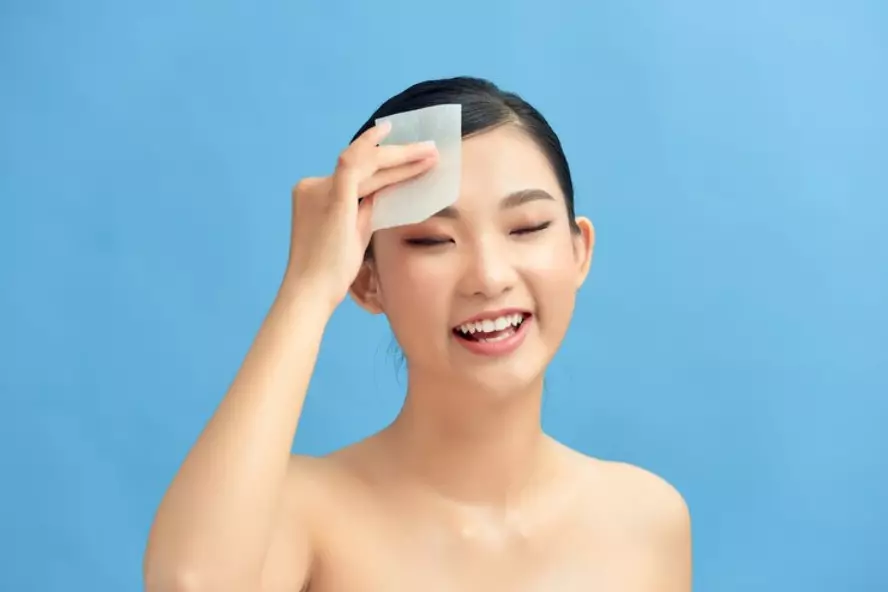  perbedaan CSM skincare dan sheet mask. © 2024 freepik.com