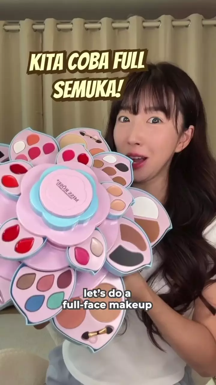 Miss Rose Professional Makeup © 2024 TikTok