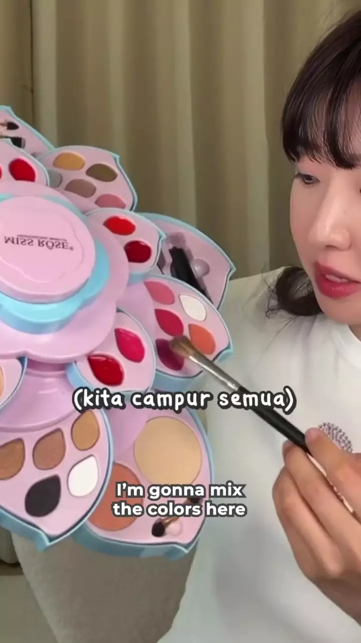 Miss Rose Professional Makeup © 2024 TikTok