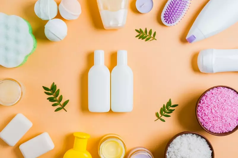cara memilih skincare untuk ibu hamil © 2024 freepik.com cara memilih skincare untuk ibu hamil © 2024 freepik.com