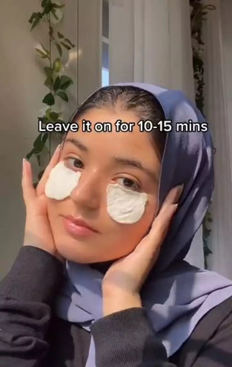 Trik kempiskan kantung mata cuma pakai 1 jenis minuman Berbagai sumber Trik kempiskan kantung mata cuma pakai 1 jenis minuman Berbagai sumber