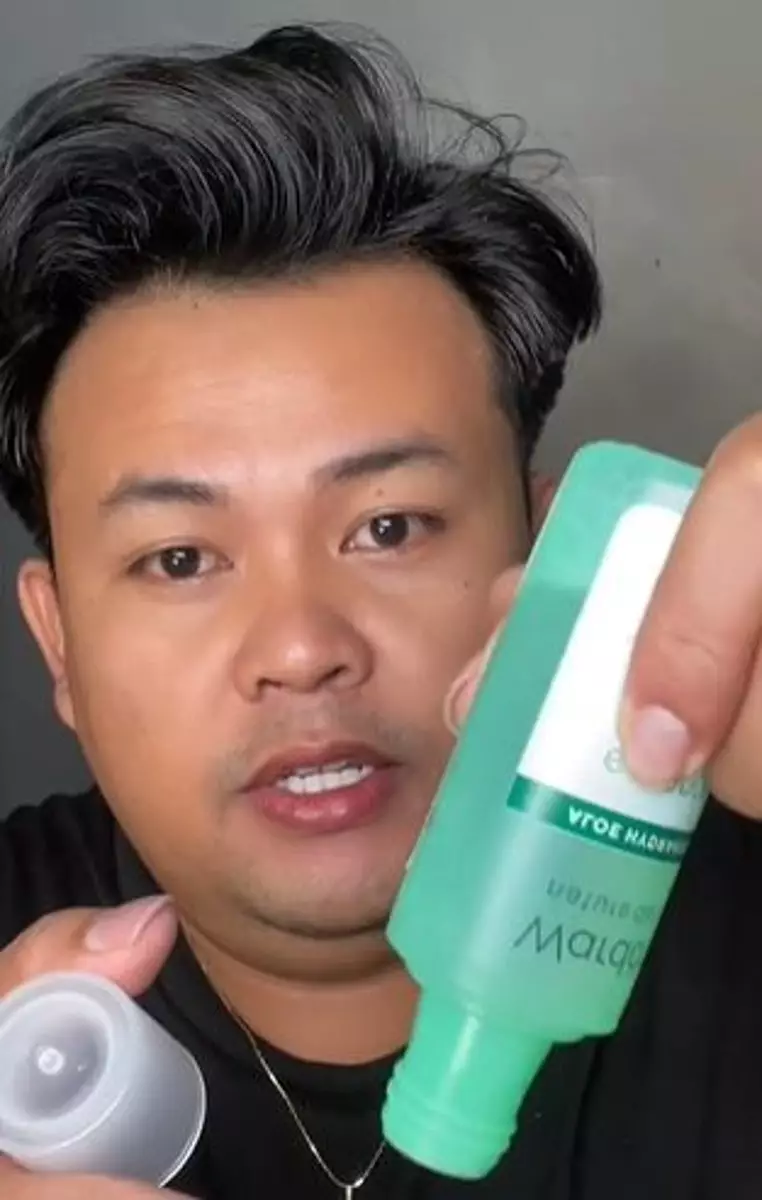 Urutan skin preparation pemilik kulit kering TikTok Urutan skin preparation pemilik kulit kering TikTok