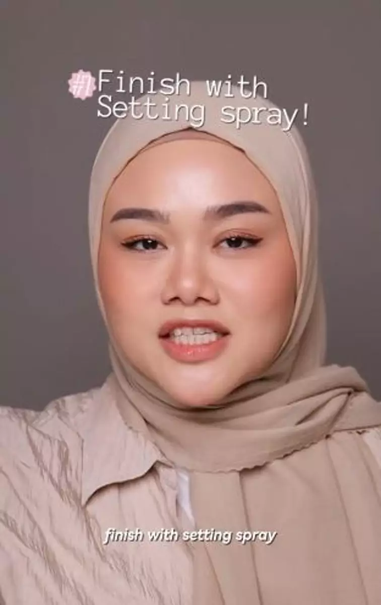7 Trik makeup agar hasilnya nggak dempul dan lebih tahan lama TikTok 7 Trik makeup agar hasilnya nggak dempul dan lebih tahan lama TikTok