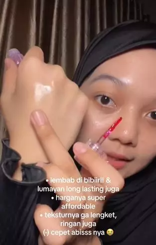 Battle review 3 lip serum viral TikTok diklaim ringan di bibir TikTok