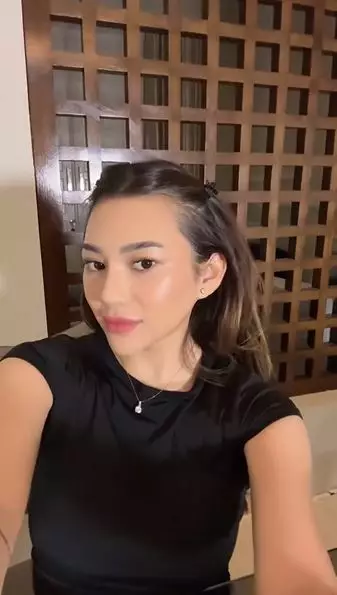 Tutorial makeup Shakilla Astari recreate look Kendall Jenner Berbagai sumber Tutorial makeup Shakilla Astari recreate look Kendall Jenner Berbagai sumber