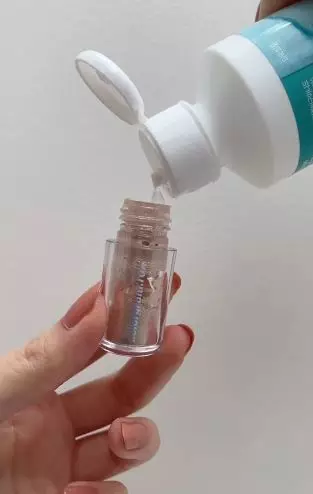 Trik atasi liquid eyeshadow kering cuma andalkan 1 cairan khusus TikTok