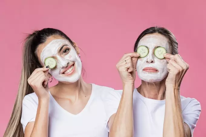 maskeran dulu atau skincare dulu freepik.com maskeran dulu atau skincare dulu freepik.com