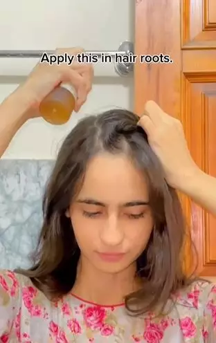 Trik bikin hair mist atasi rambut rontok andalkan 2 bahan alami Berbagai sumber