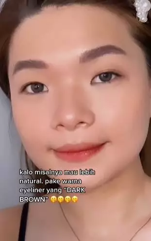 Trik bikin eyeliner ala idol K-Pop yang bikin tampilan mata lebih bulat TikTok Trik bikin eyeliner ala idol K-Pop yang bikin tampilan mata lebih bulat TikTok