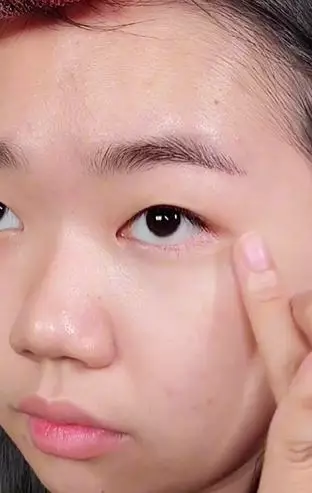 Trik memakai foundation agar riasan lebih natural, flawless, dan tidak dempul TikTok