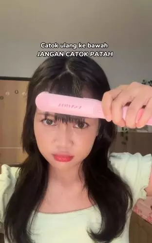 Bikin poni tetap stay seharian tanpa geser cuma perlu 2 langkah TikTok Bikin poni tetap stay seharian tanpa geser cuma perlu 2 langkah TikTok