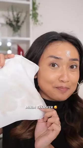 Review La Tulipe foundation stick andalan para MUA diklaim antilongsor Instagram