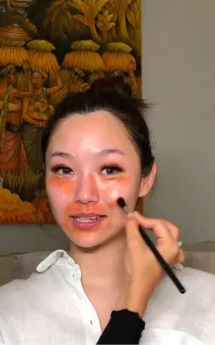 Transformasi makeup cewek wajah oriental dirias adat Solo putri TikTok Transformasi makeup cewek wajah oriental dirias adat Solo putri TikTok