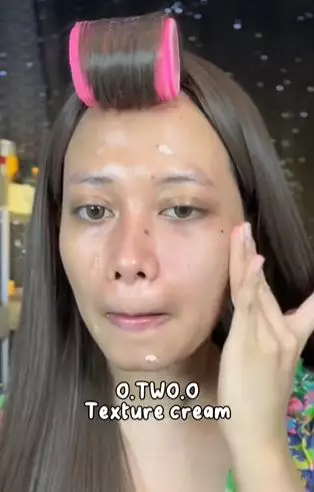 Battle review primer O.TWO.O & Madame Gie diklaim beri efek blurry TikTok Battle review primer O.TWO.O & Madame Gie diklaim beri efek blurry TikTok