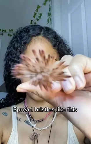 Trik bikin fake freckles agar hasilnya lebih natural cuma perlu 4 langkah Berbagai sumber Trik bikin fake freckles agar hasilnya lebih natural cuma perlu 4 langkah Berbagai sumber
