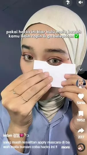 Trik aplikasikan maskara di bulu mata bawah andalkan 1 alat sekolah TikTok