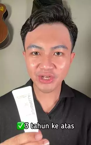 Review Y.O.U Sunbrella Physical Sunscreen diklaim beri efek tone up TikTok