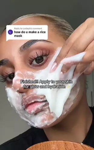 Campuran madu dan beras bisa bikin wajah auto glowing antikusam Berbagai sumber Campuran madu dan beras bisa bikin wajah auto glowing antikusam Berbagai sumber