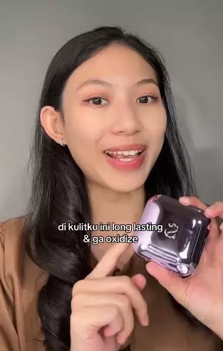 Wear test Somethinc Copy Paste CoverBlur Powder Foundation TikTok Wear test Somethinc Copy Paste CoverBlur Powder Foundation TikTok