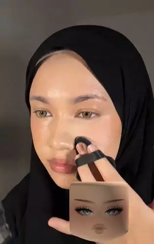 Tutorial tren Roblox Makeup bikin wajah tampak glamor dan seksi TikTok