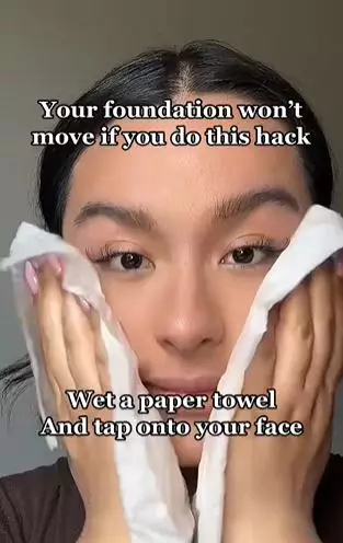 Trik bikin complexion stay seharian tanpa longsor pakai 1 alat pembersih Berbagai sumber Trik bikin complexion stay seharian tanpa longsor pakai 1 alat pembersih Berbagai sumber