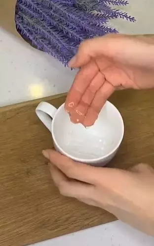 Campuran gliserin dan 1 jenis gel alami bikin wajah mulus bak seleb Korea Berbagai sumber