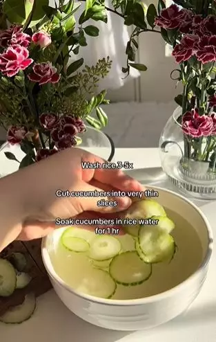 Kombinasi air beras dan 1 jenis buah bikin wajah glowing bak seleb Korea Berbagai sumber