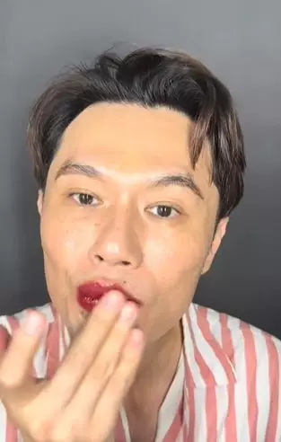 Trik bikin pemakaian liptint tahan lama hingga 2 hari TikTok