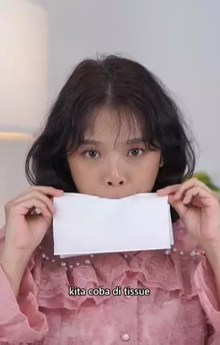 Review Xi Xiu Divine Lip Matte punya aroma cokelat diklaim transferproof TikTok Review Xi Xiu Divine Lip Matte punya aroma cokelat diklaim transferproof TikTok