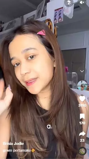 Tutorial makeup sat set Brisia Jodie di keseharian Berbagai sumber