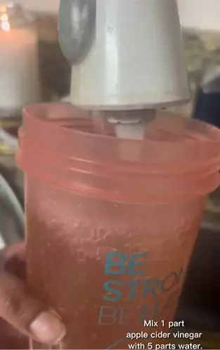 Hilangkan ketombe membandel cuma andalkan 1 bahan dapur Berbagai sumber Hilangkan ketombe membandel cuma andalkan 1 bahan dapur Berbagai sumber
