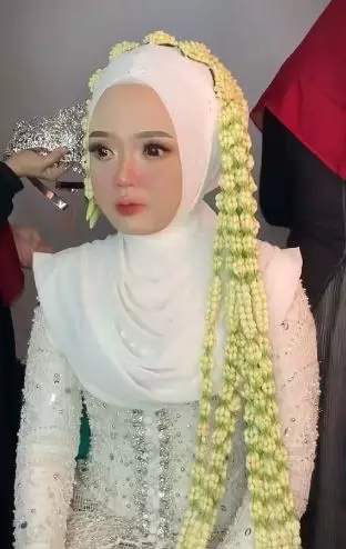 Transformasi cewek kulit gelap dan smile line tebal dirias jadi pengantin TikTok Transformasi cewek kulit gelap dan smile line tebal dirias jadi pengantin TikTok