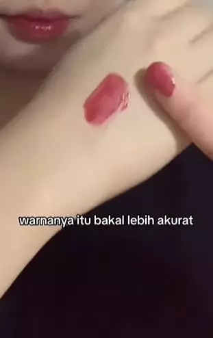 Tempat swatches lipstik selain punggung tangan untuk memilih warna yang tepat Berbagai sumber Tempat swatches lipstik selain punggung tangan untuk memilih warna yang tepat Berbagai sumber