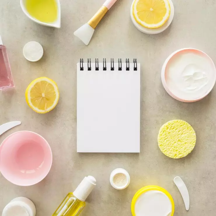 Cara cek skincare dengan kandungan berbahaya © 2024 freepik.com Cara cek skincare dengan kandungan berbahaya © 2024 freepik.com