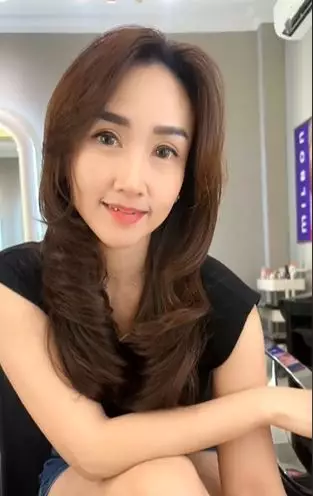 Transformasi cewek rambut tipis tak bervolume usai di styling hasilnya bak pakai wig TikTok