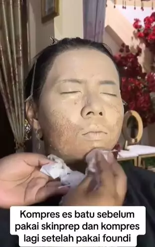 Trik aplikasikan complexion di kulit licin efek pakai krim racikan dokter  TikTok Trik aplikasikan complexion di kulit licin efek pakai krim racikan dokter  TikTok