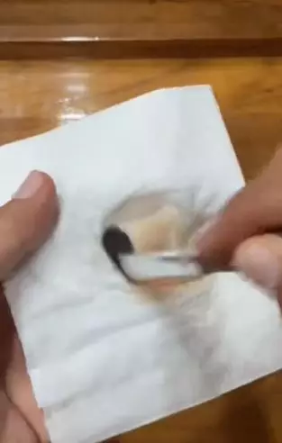 Cara bikin brush cleanser sendiri andalkan micellar water dicampur 1 bahan  TikTok