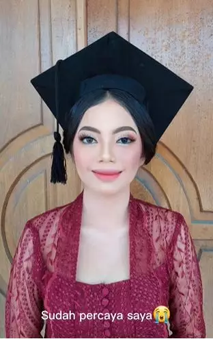 Transformasi cewek dengan tanda lahir hitam usai dirias pinky makeup TikTok