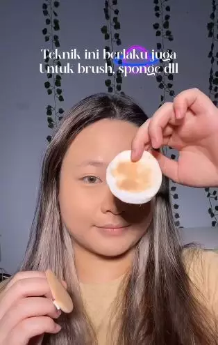 Cara bersihkan puff cushion andalkan 1 bahan khusus tanpa dicuci air sabun TikTok