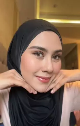 Step daily makeup Syahnaz Sadiqah TikTok Step daily makeup Syahnaz Sadiqah TikTok